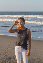 HomeGrown / Venus Fly Trap || Ladies Tank