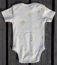 Scallop | Lemons Organic Bodysuit